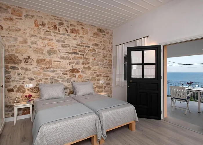 Mit Atemberaubendem Blick Auf By Interhome Corfu (city)